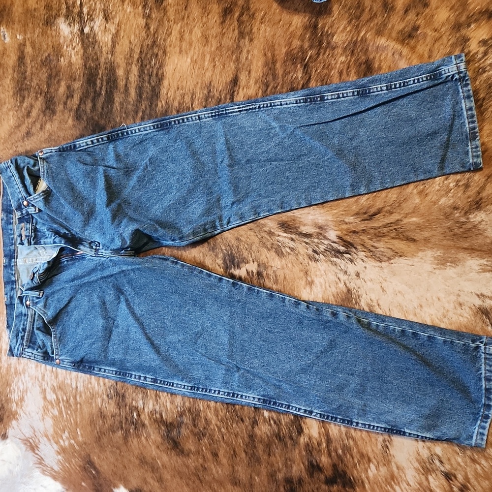 NEW wrangler jeans
